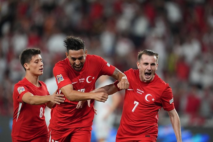 Kerem Potter büyüsüne devam ediyor! 🪄 Hat-trick ile İzlandaya 3 gol! Maçı nasıl buldunuz?