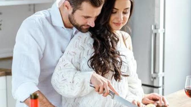 Kocamla yemek yaparken şu anı yaşamak ne zaman nasip olur?