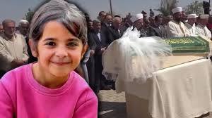 8 yaşındaki bir çocuğunun tabutuna neden gelinlik örtülür?