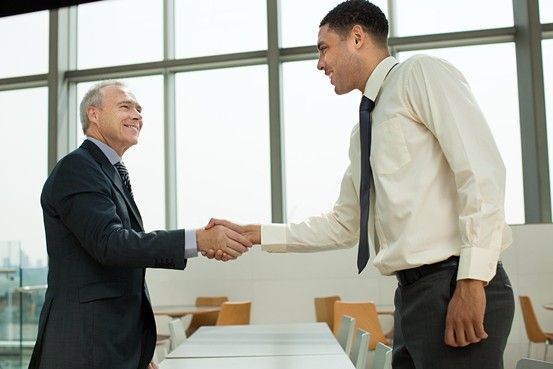 Takılmalık birini nerden bulurum?