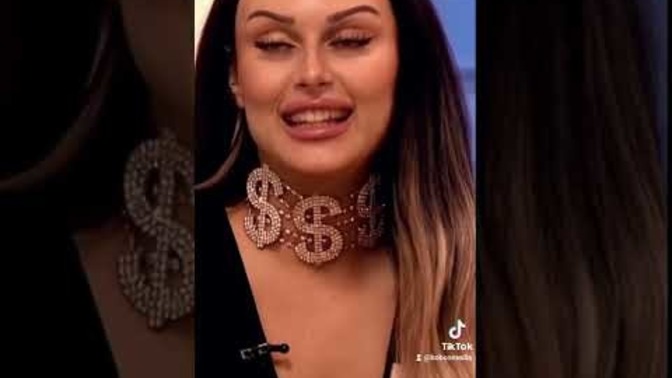 Hayatında 1 kez bile çiçek almamış kız nerde hata yapmıştır?