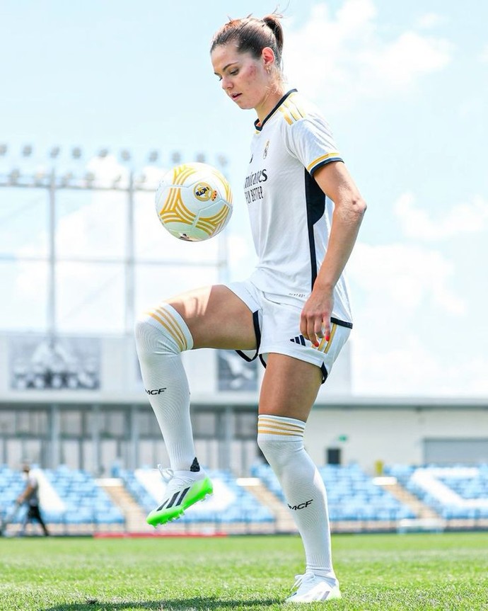 Futbolcu olmak isteyen bir kızınız olsa ona futbola dair ne tavsiye verirdiniz?