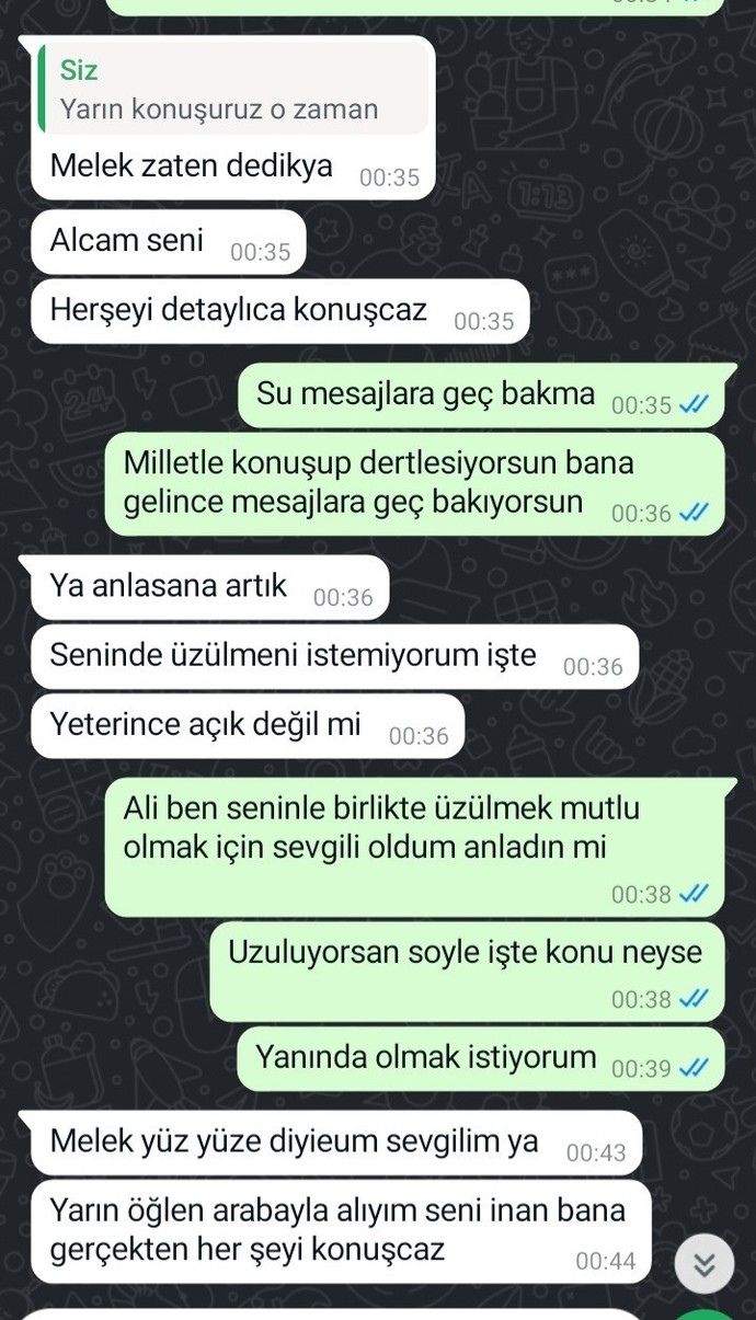 Sizce seviyor mu beni?