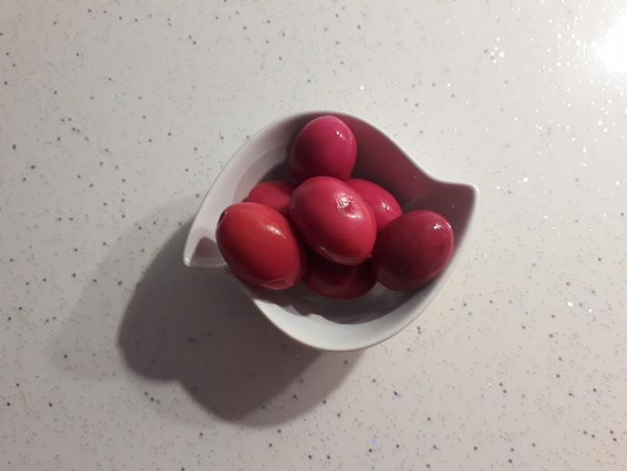 Pembe zeytin varmış ya kız gördüm hemen aldım, pancarlıymış 💜
