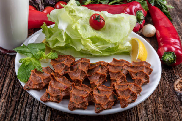 Size göre, Çiğ köfte yemek mi yoksa, meze mi?