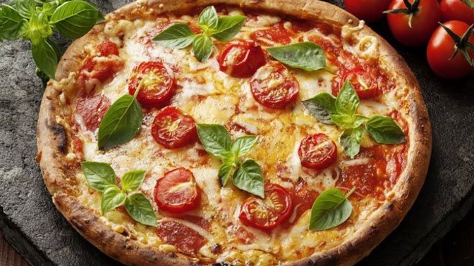 Kendi pizzanı oluşturma şansın olsa, üzerine ne eklerdin ve ona nasıl bir isim verirdin?