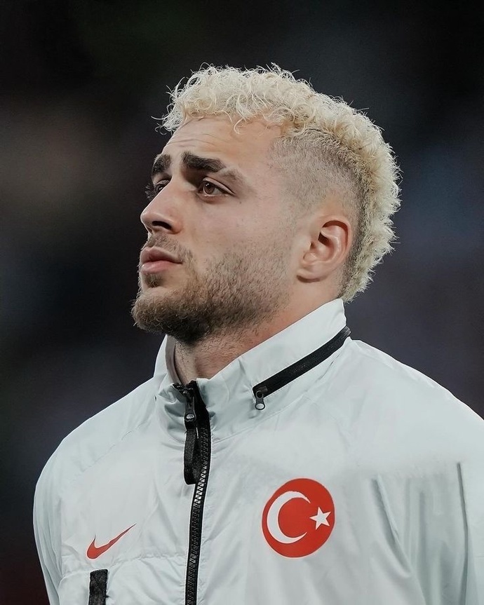 A Milli Takımın en yakışıklı futbolcusu?