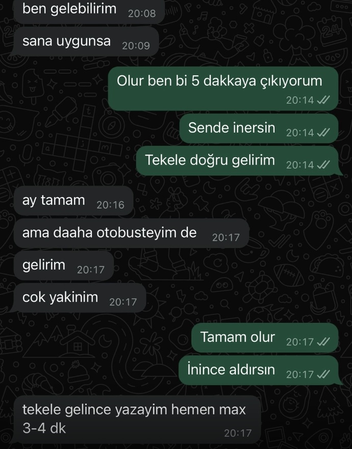 Sevgilim işi gereği kendi döneminden birine kitap verecekti aralarında geçen konuşma benmi abartıyorum kız sevgilime mi yürüyor?