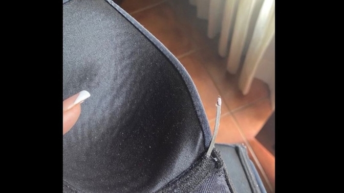 Sütyenden çıkıp teninize batan tel mi daha kötü, düşmanlarınız mı?