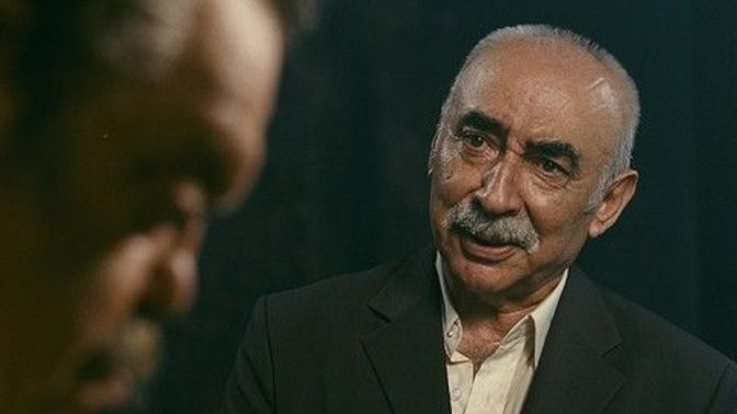 Arkadaşına pahalı bir hediye alsan, o da karşılık olarak çorap alsa ne yaparsın?