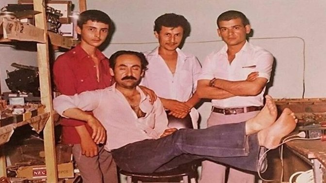 Bir esnaf yalanı söyler misin?