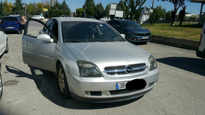 Nerelisiniz aslen plakaları alalım?