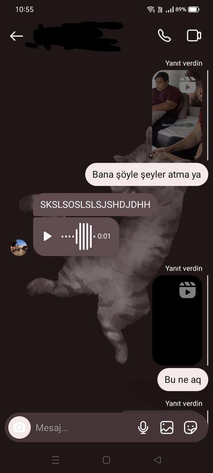 Bana karşı hissiz midir yoksa bir adım mı bekliyordur?