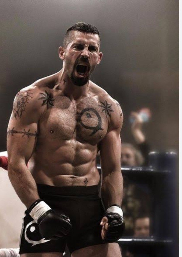 Erkekler, kadınların erkekleri abartmasına gıcık mı oluyor?