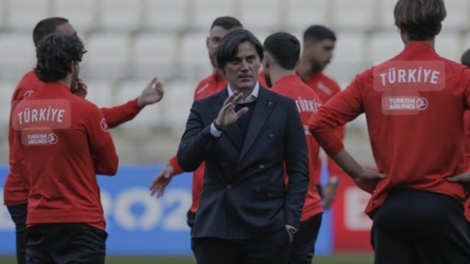 Hangi futbol takımı teknik direktörüne daha çok güveniyorsunuz çalıştırıcı olarak?