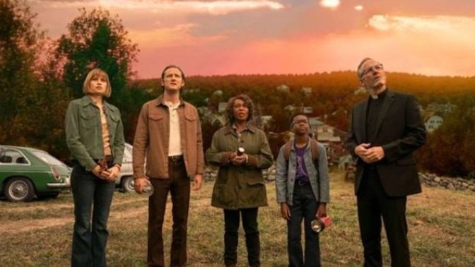 Stephan King Uyarlaması "Salem's Lot"tan ilk kareler gelmeye başladı. Korku filmleriyle aranız nasıl?