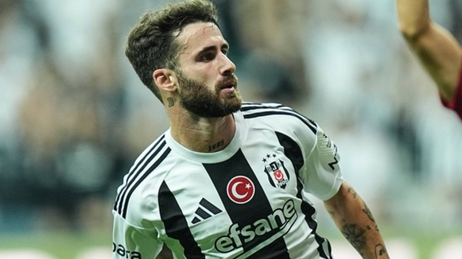 Beşiktaş'ın oyuncusu Rafa Silva'ya atılan tekmeler ne zaman bitecek?