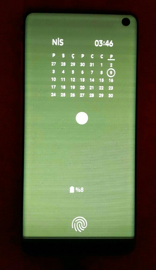 Telefonum açıldı her şey çalışıyor fakat ekranı bu durum da sorun ne olabilir sizce çözümü nedir?