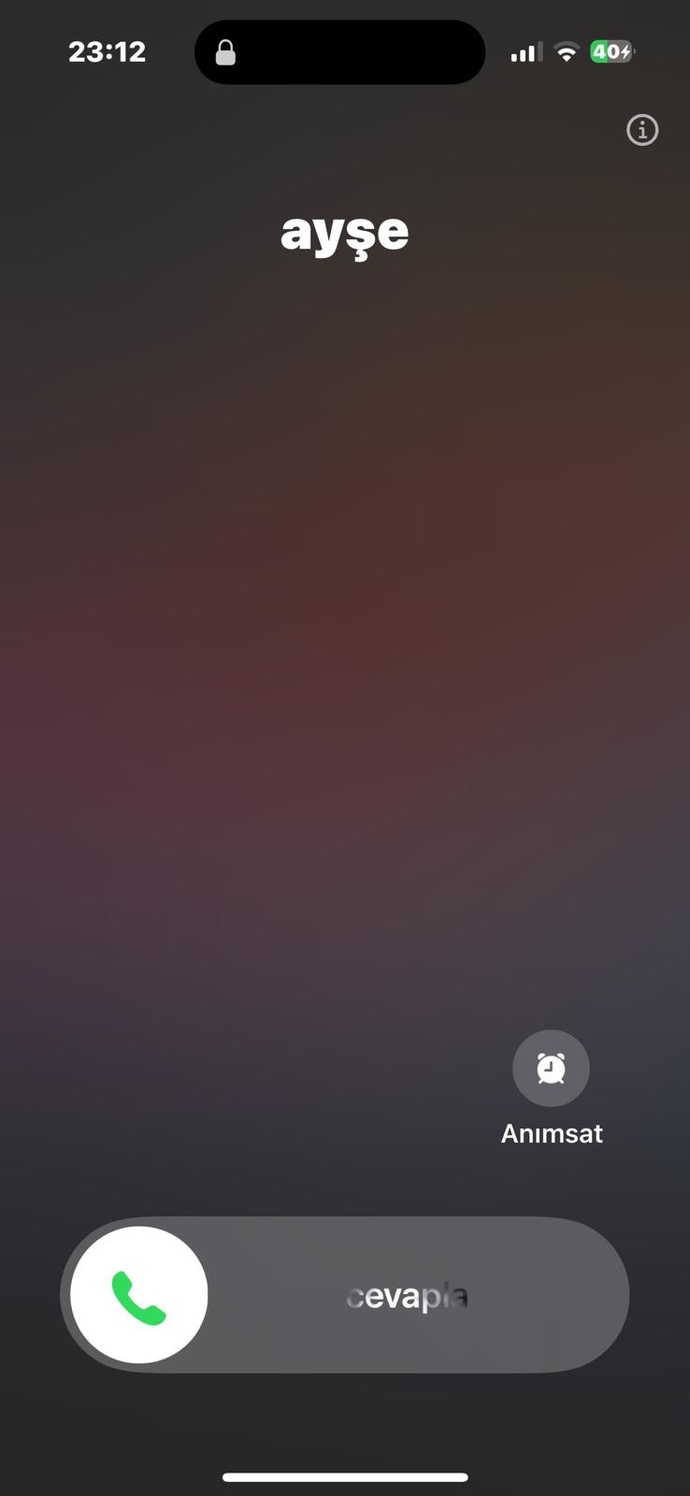İphone 15 pro kullanan var mı?
