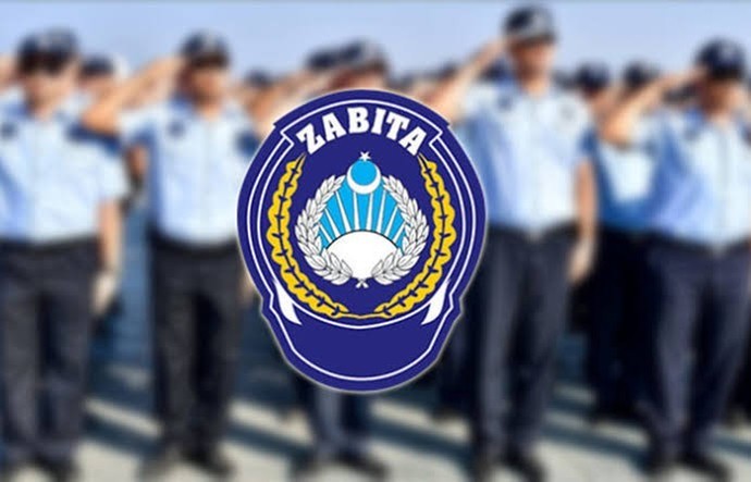 Zabıtalar bi bakabilir mi?