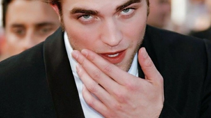 Beğendiğiniz ve birlikte olmak istediğiniz ünlü kim?