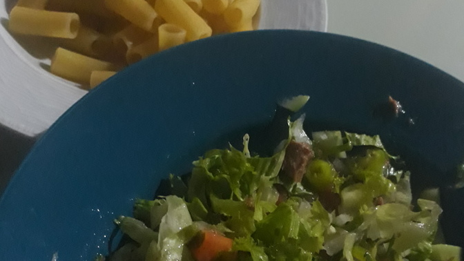 Spora gidip gelenler bugün menünüzde ne var?