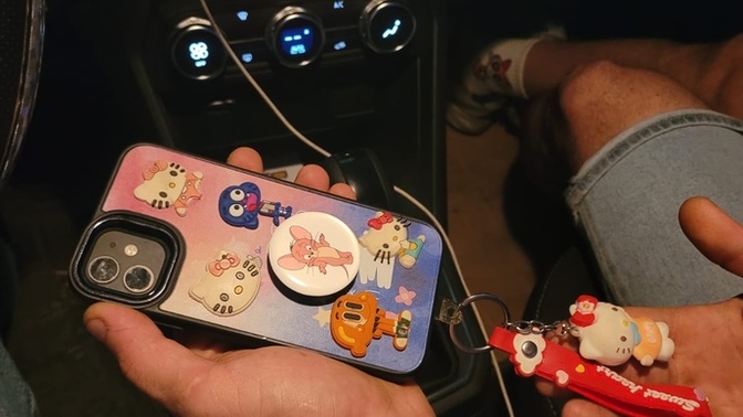 Arkiler Telefon Kılıfım Nasıl Olmuş mu?