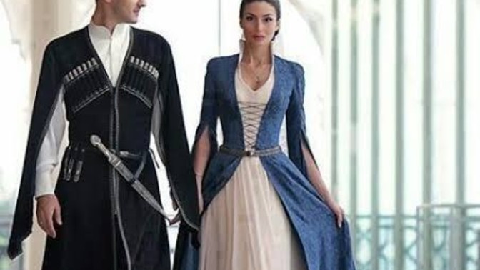 Orta Çağ kıyafetleri tekrar moda olsa giyer misiniz?