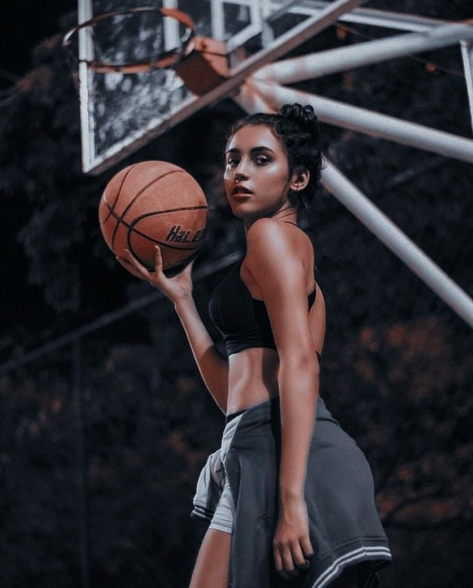 Basketbol oynayan insanlar ileri yaşlarda boy kısalmasından korunurlar mı?