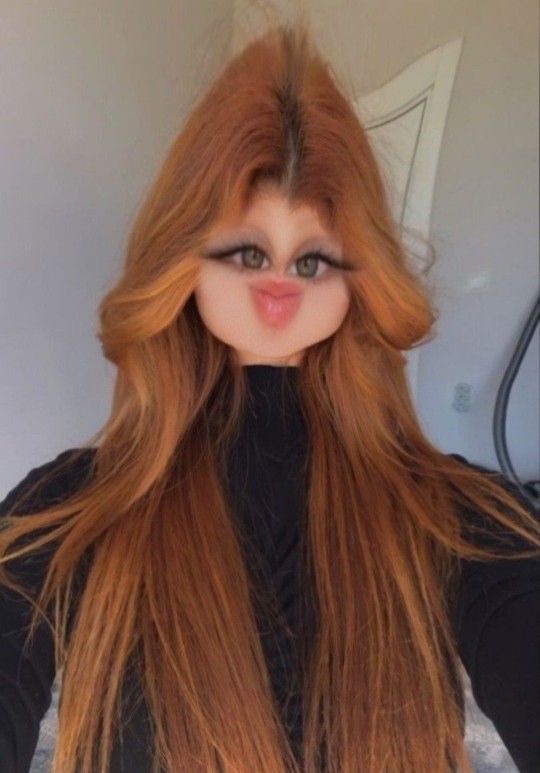 İnsanın kendinde olan kötü bi yanını başkasında da görünce eleştirmesi kadar komik bisey var mııı?