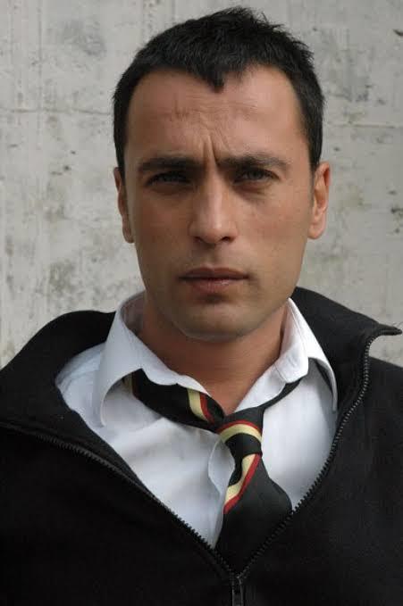 Oktay mı Saffet mi?