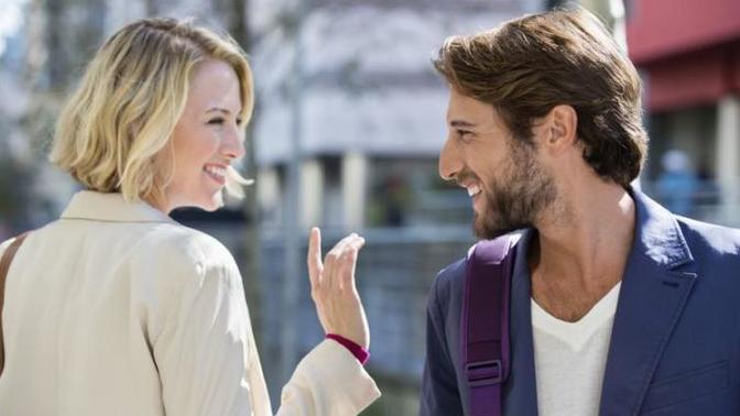 Tanıdık biri görünce yol değiştirir misiniz?