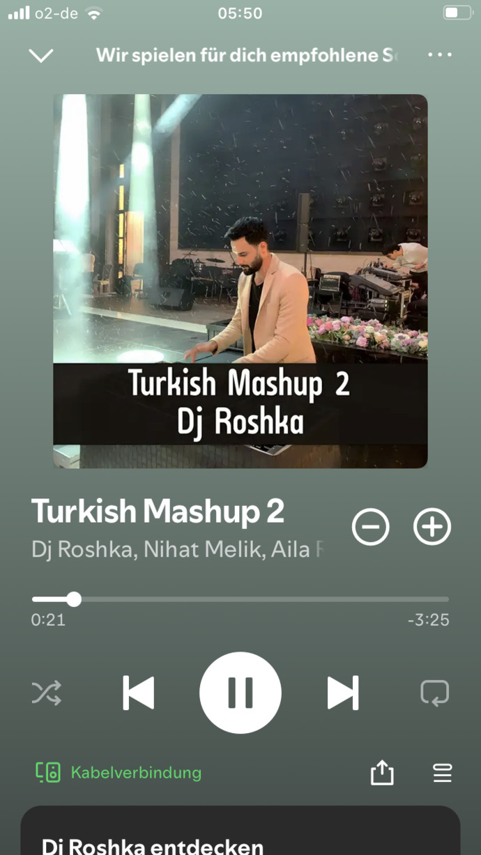 Size gelsin , ya sen ne dinliyorsun paylaşır mısın?