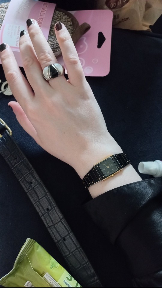 Bir ay çalıştım bu bileziği aldım. 🛍️ Sen ne aldın?