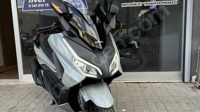 Sizce forza mı Xmax mi daha güzel?