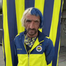 Mertoda, metrobüste bakışmak normall mi ?