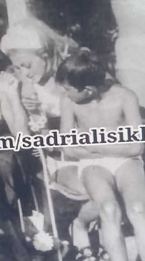 Çolpan ilhan güzel ve seksi mi?