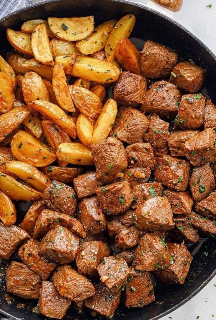 Yanına rakı mı kola mı gider?