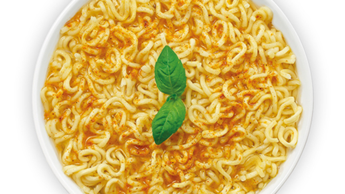 Noodle sulu mu daha güzel? Susuz mu?