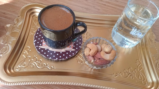 Kahvenin yanında ne seversiniz?