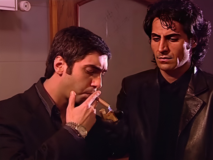Polat Alemdarın en iyi hali hangisi?