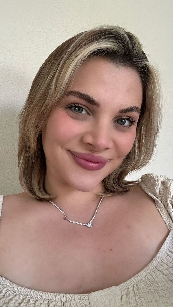Aslı güler sizce güzel mi?