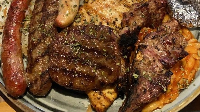 Bedava yemek siparişi verme hakkın olsa şu an ne yemek isterdin?