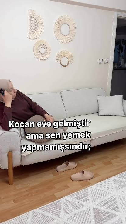 Eşiniz, siz eve geldiğinizde yemek yapmamış olsa ve yine seni sevmekten başka hiçbir şey yapmadım bugün dese, ne yapardınız?