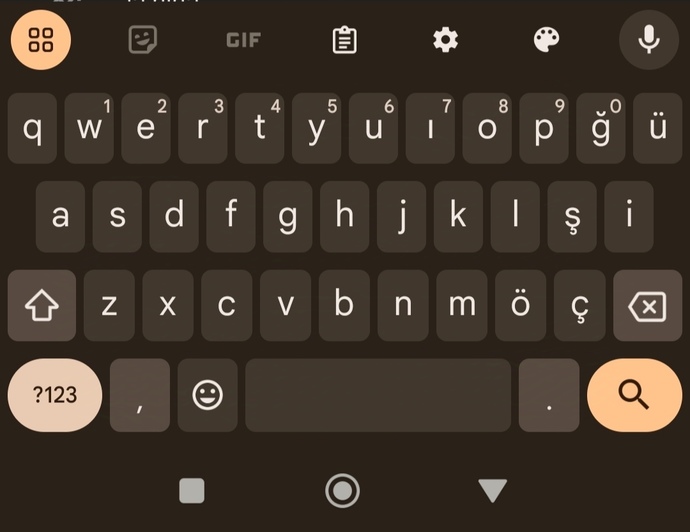 Telefonum klavyesinin rengi değişti nasıl normal haline cevirebilirim?