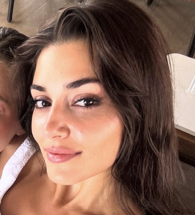 Hande erçel mi fahriye evcen daha mı güzel sizce?