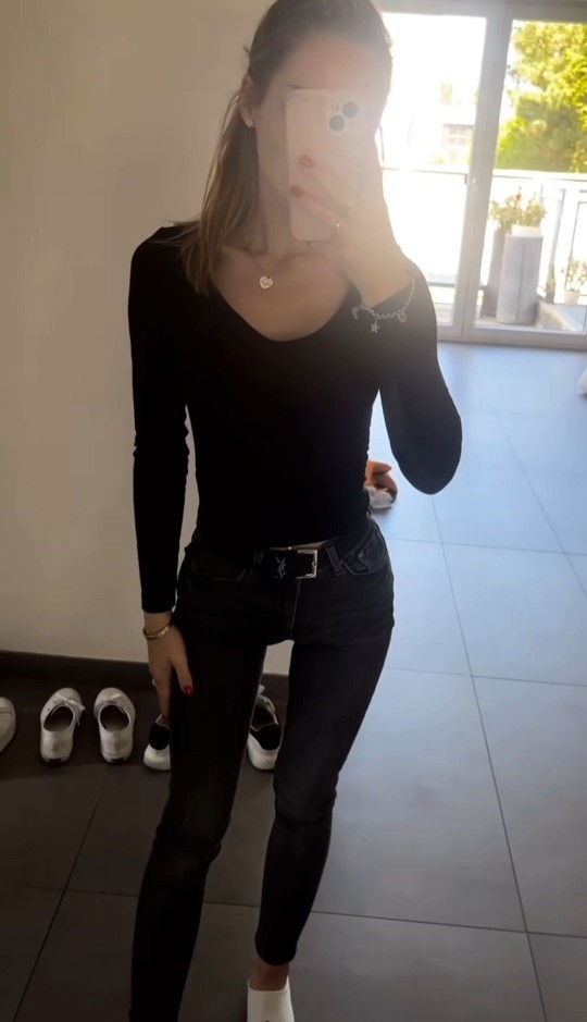 Zayif mi daha güzel size göre yoksa balik etli kizlarmi?