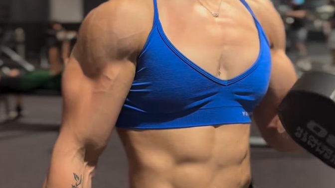 30 kg dumbell curl benım gibi bir kadına göre iyimi?