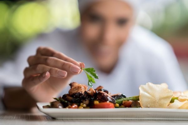 Tüm gün yemek yemeden durabilir misiniz?