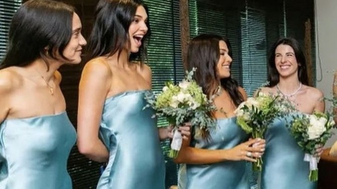 Düğünde gelin çiçeğini almak için uğraştınız mı hiç?